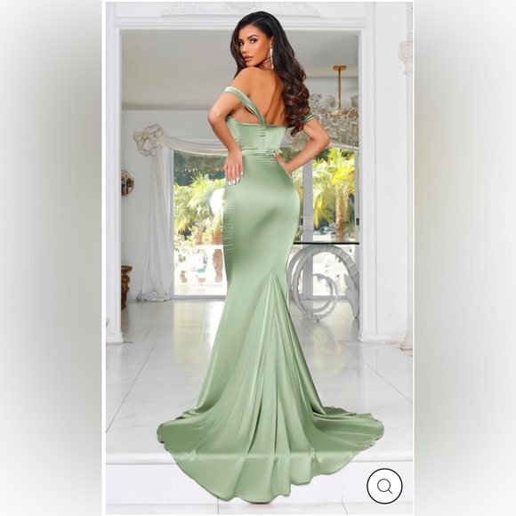 SOLD Two New & Unworn ModaGlam Gowns-Womens Size 8-$140 for each OR $250 both - Picture 6 of 6